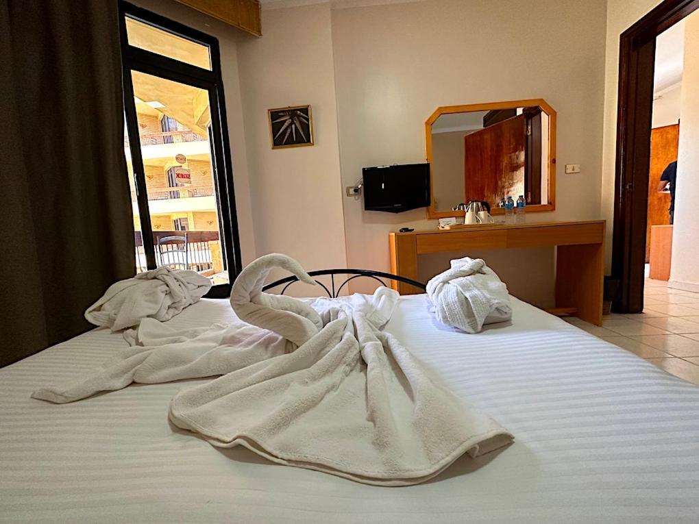Gaddis Hotel, Suites And Apartments Luksor Exterior foto