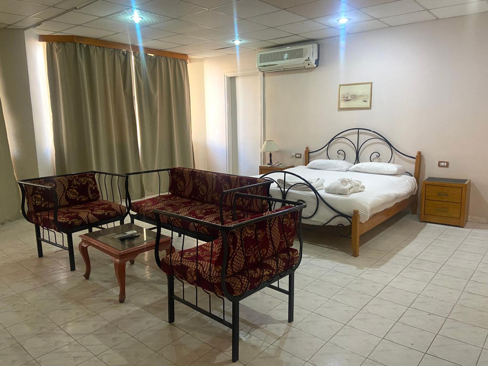 Gaddis Hotel, Suites And Apartments Luksor Exterior foto